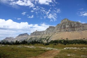 garden wall am logan pass