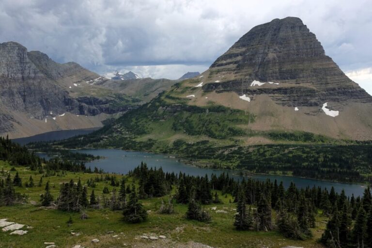 Hidden Lake und Bear Hat Mountain